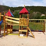 Campeggio Krka Fairytale Village *