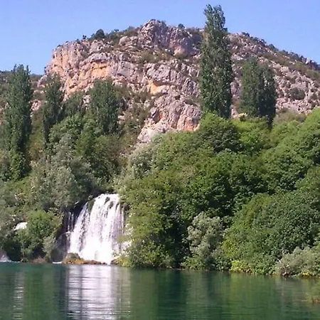 Parque de Campismo Krka Fairytale Village *
