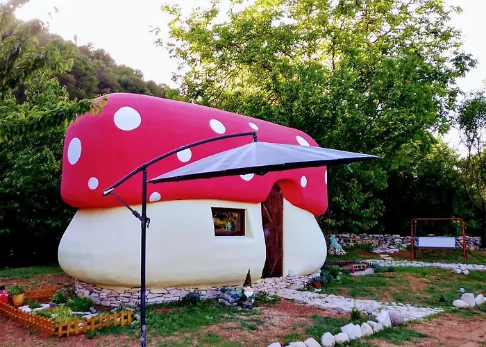 캠프장 Krka Fairytale Village