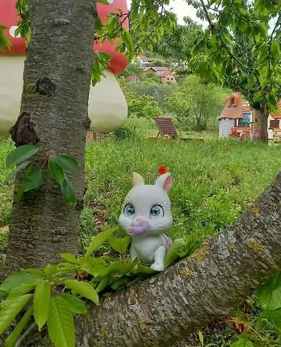 Krka Fairytale Village אתר קמפינג *