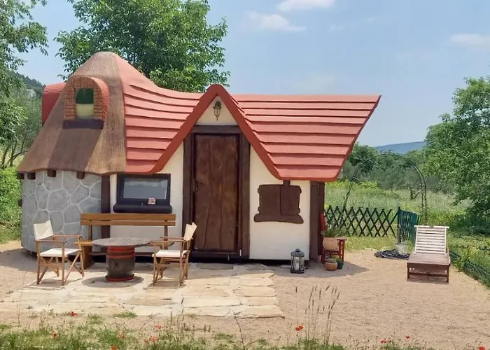 אתר קמפינג Krka Fairytale Village Rupe