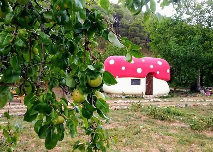 Krka Fairytale Village 캠프장