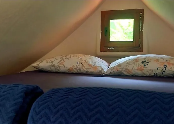 Krka Fairytale Village אתר קמפינג *