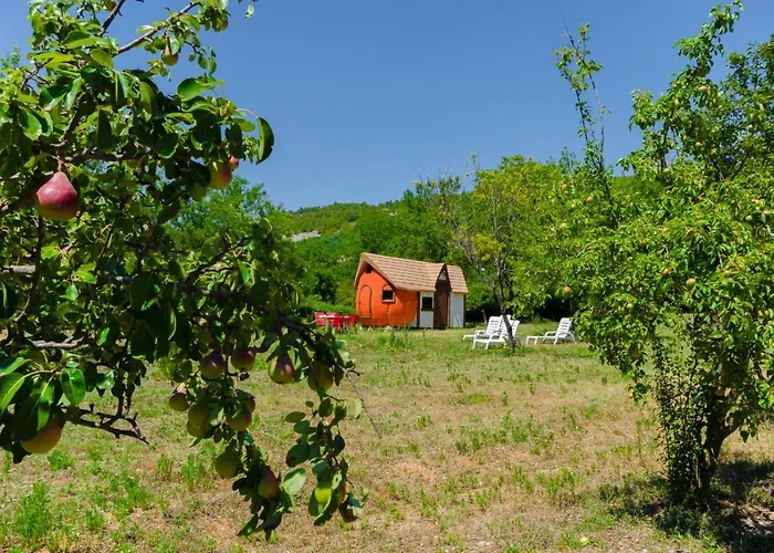 Krka Fairytale Village אתר קמפינג